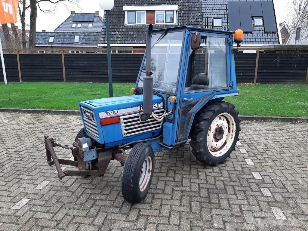 Iseki 3210 Traktorji