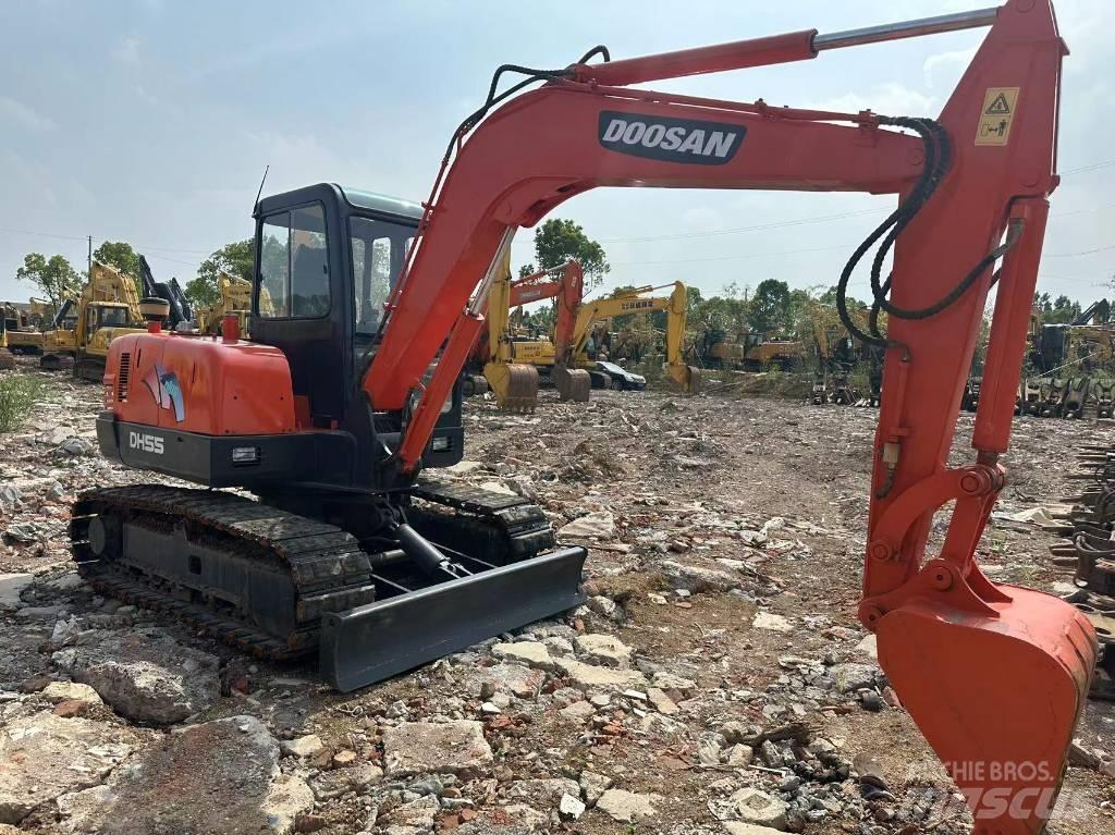 Doosan DH 55 Mini bagri <7t