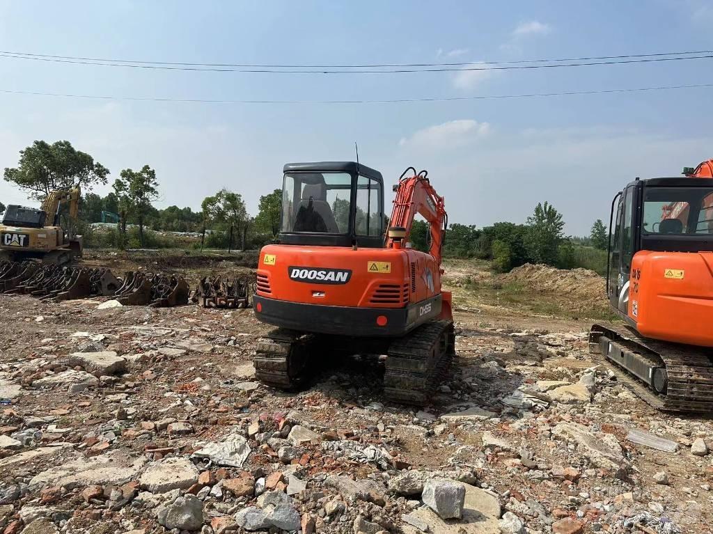 Doosan DH 55 Mini bagri <7t