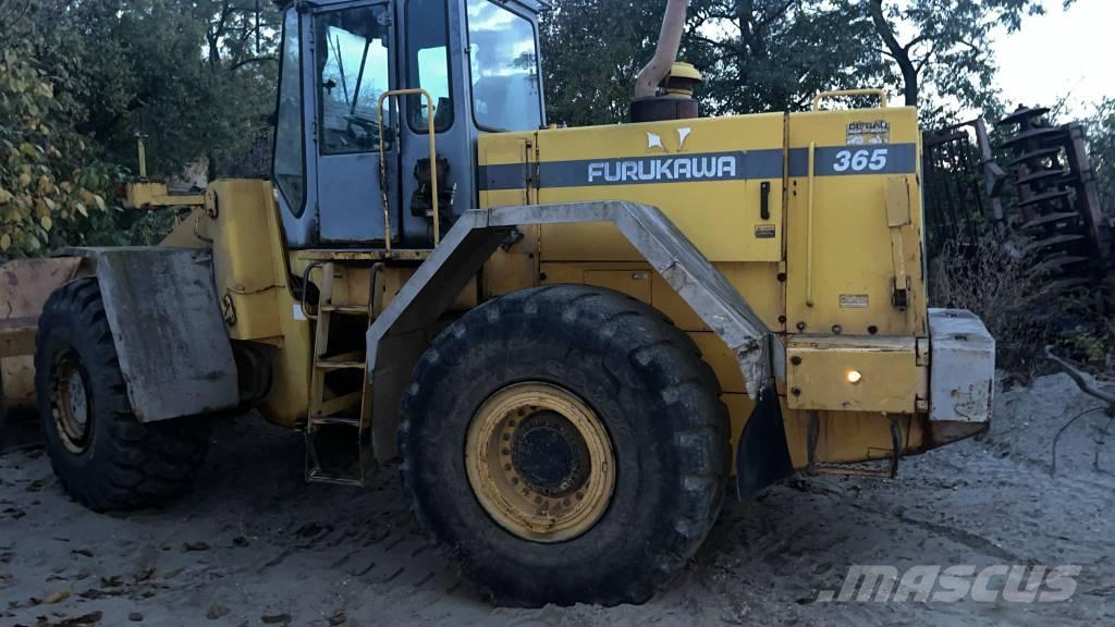 Furukawa 365 Boom in dipper roke
