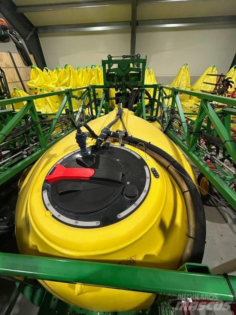 John Deere 740 i Vlečne škropilnice