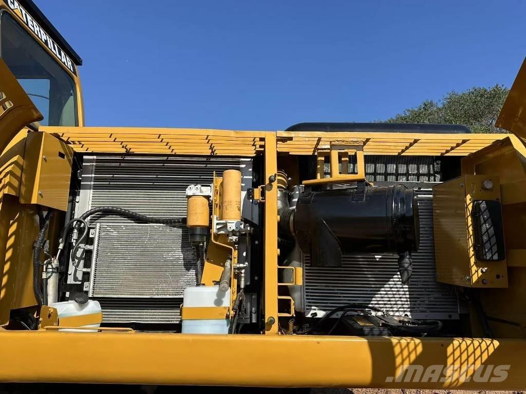 CAT 330C Bagri goseničarji