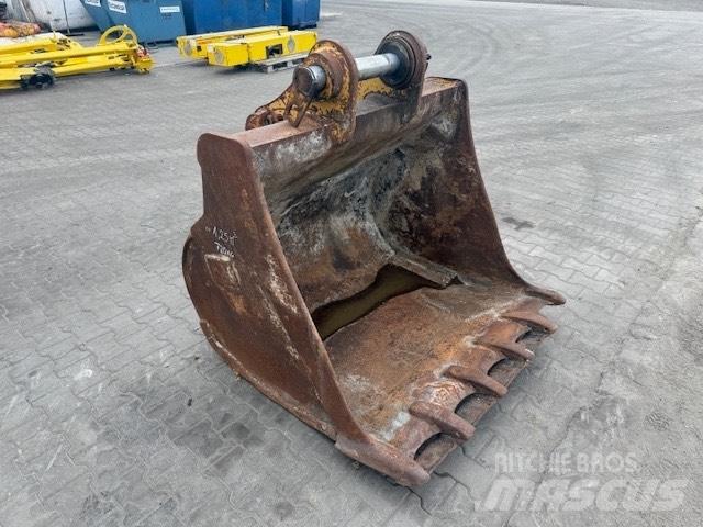CAT M 320 BUCKET Nakladalne žlice