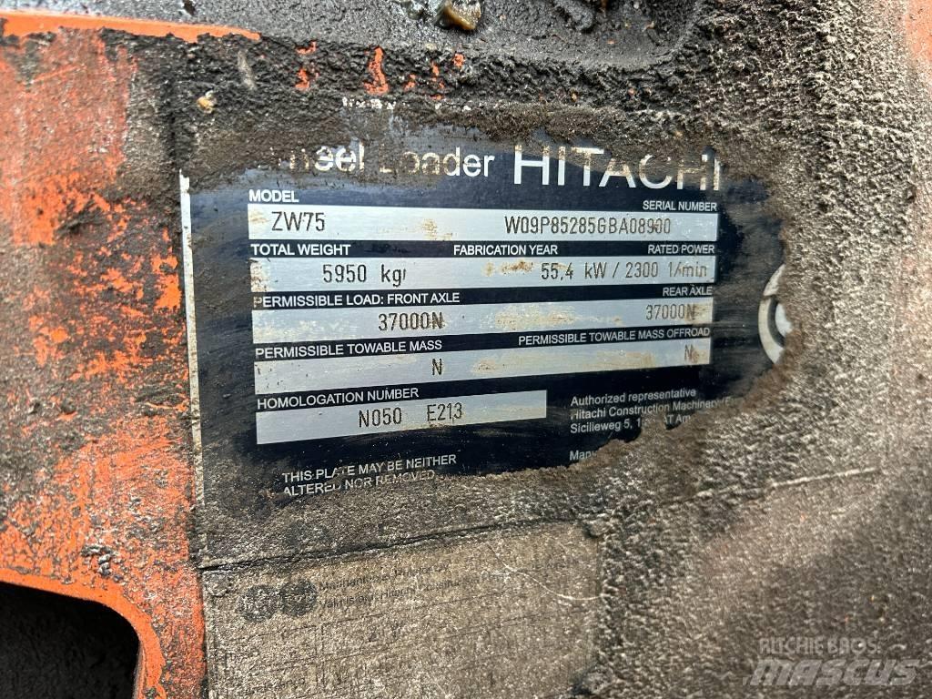 Hitachi ZW 75 Kolesni nakladalci
