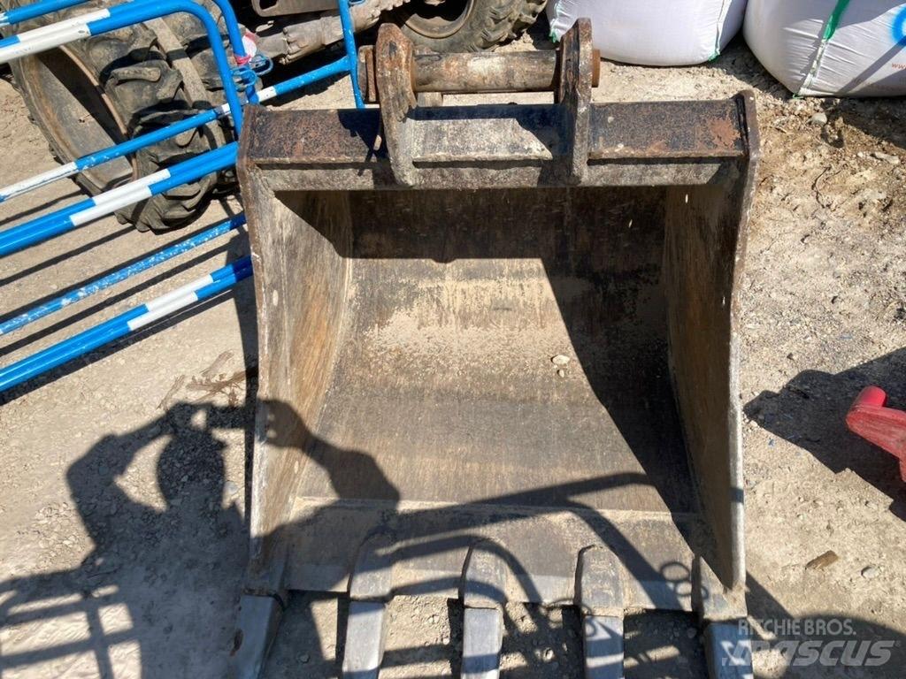Hitachi ZX 135 US-6 Bagri goseničarji