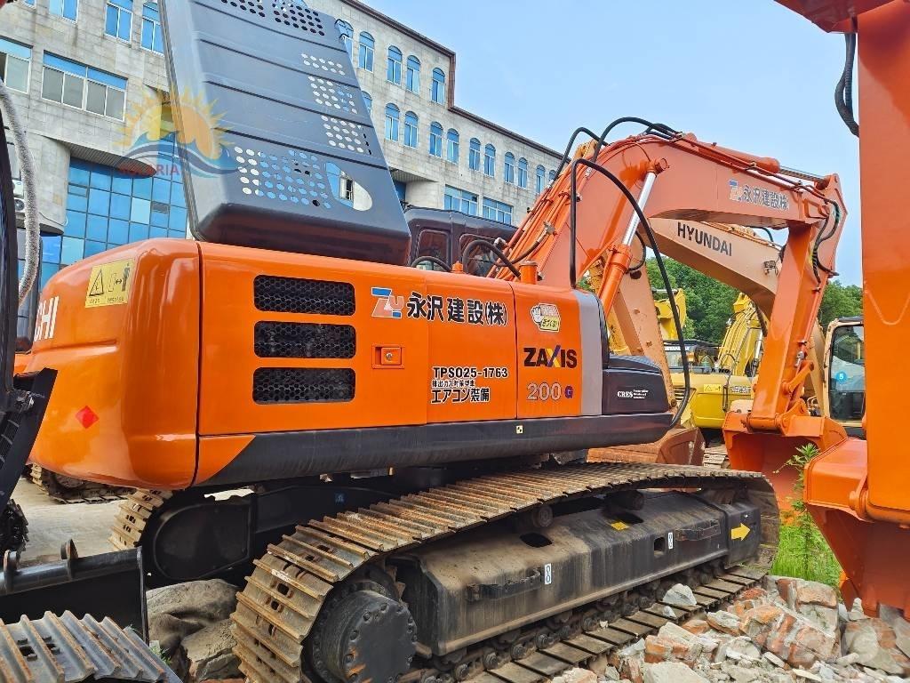 Hitachi ZX 200 Bagri goseničarji
