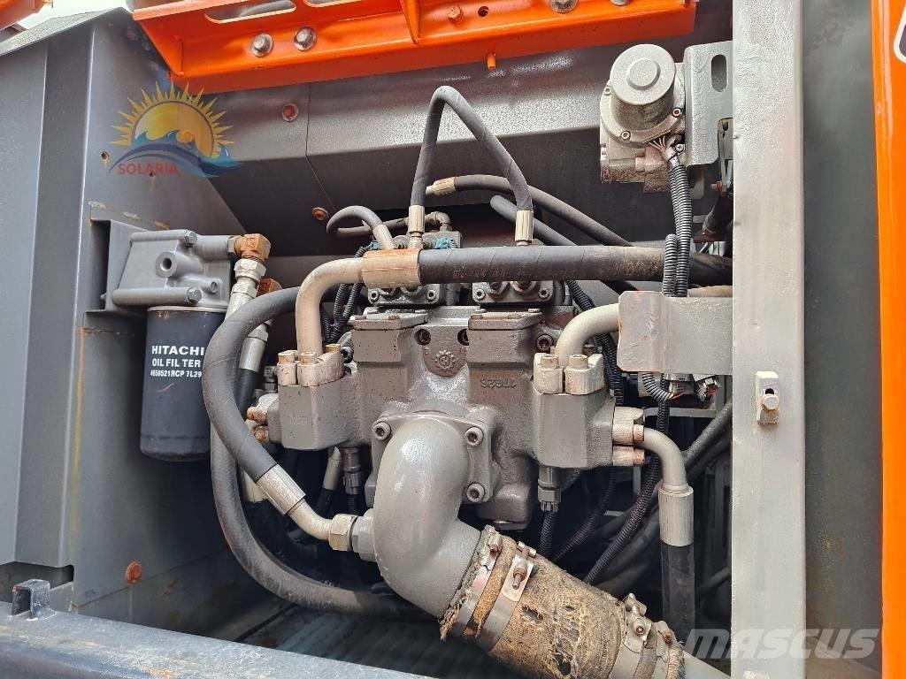 Hitachi ZX 200 Bagri goseničarji