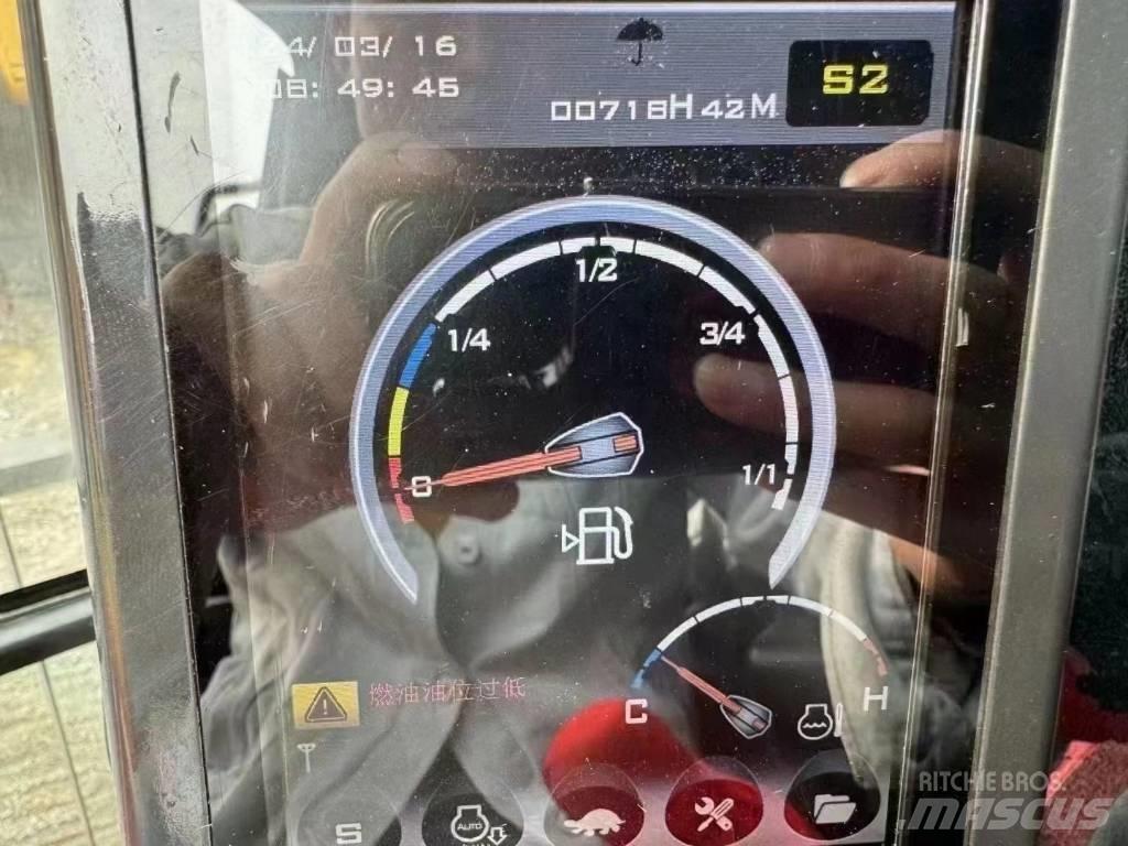 Sany SY 245 H pro Bagri goseničarji