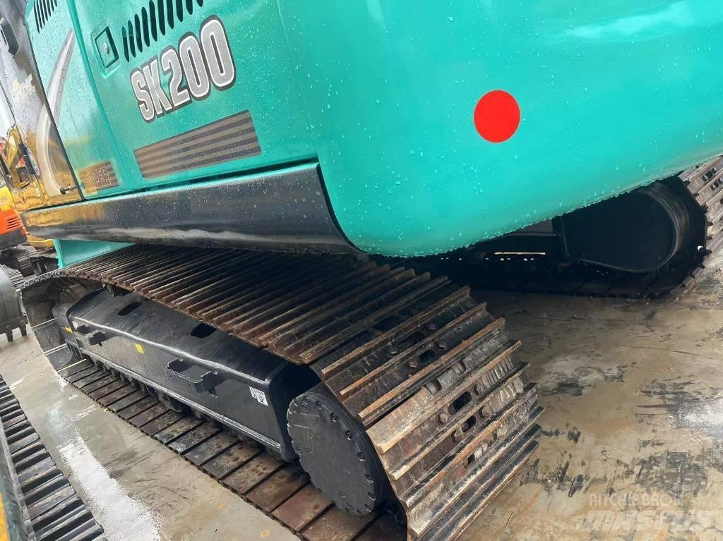 Kobelco SK 200-8 Bagri goseničarji