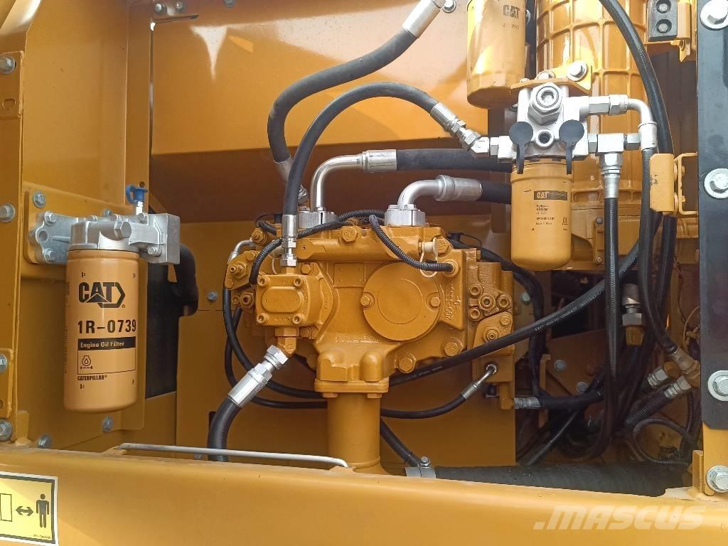 CAT 323 D2L Bagri goseničarji