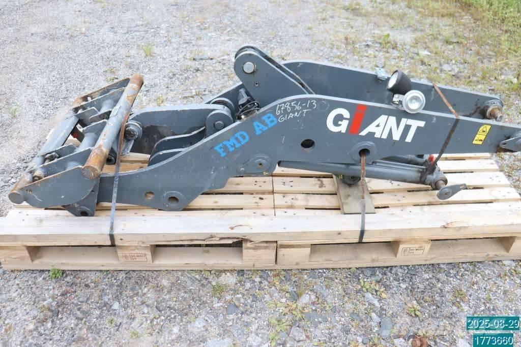 GiANT V 6004 T Mini nakladalci