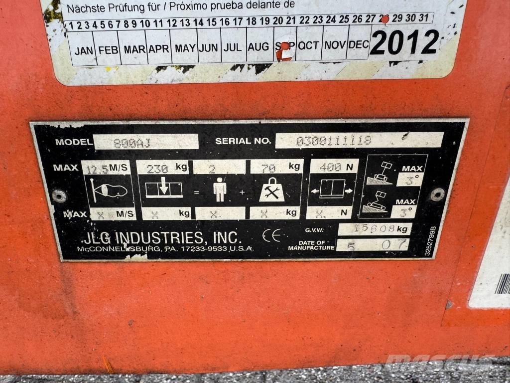 JLG 800 AJ Zglobne dvižne ploščadi