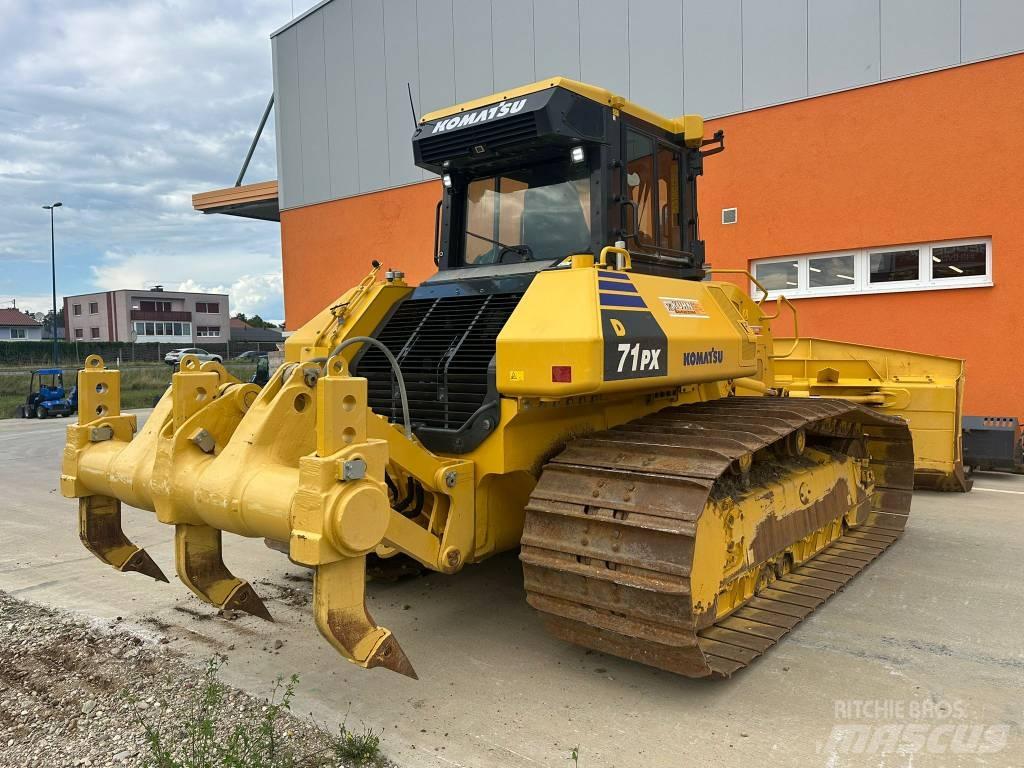 Komatsu D 71PX-24 E0 Buldožerji goseničarji