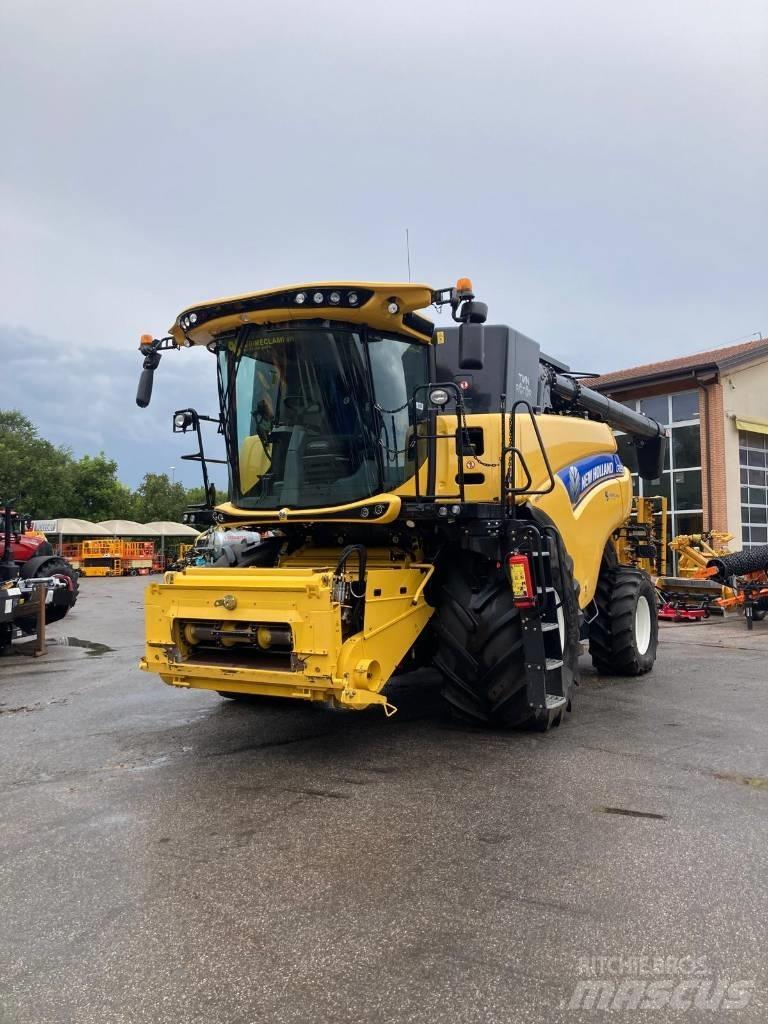 New Holland CR 8.90 Kombajni