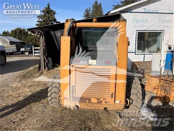 CASE 95XT Skid steer mini nakladalci