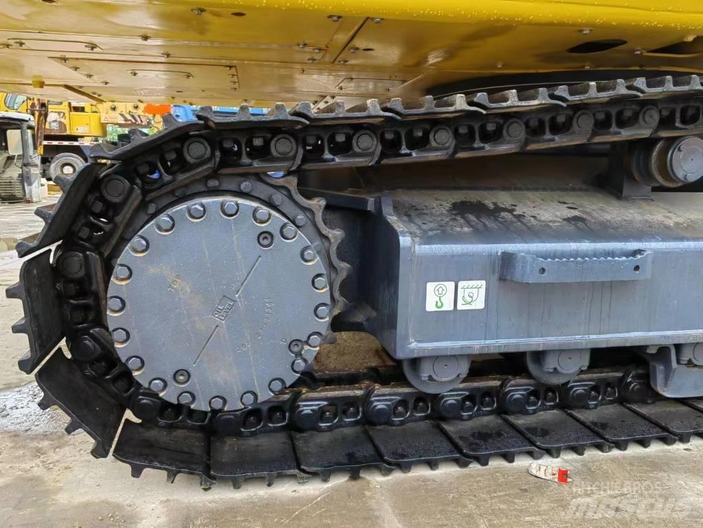 Komatsu PC 300-8 Bagri goseničarji