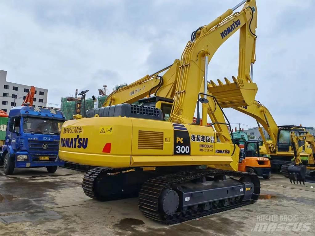 Komatsu PC 300-8 Bagri goseničarji