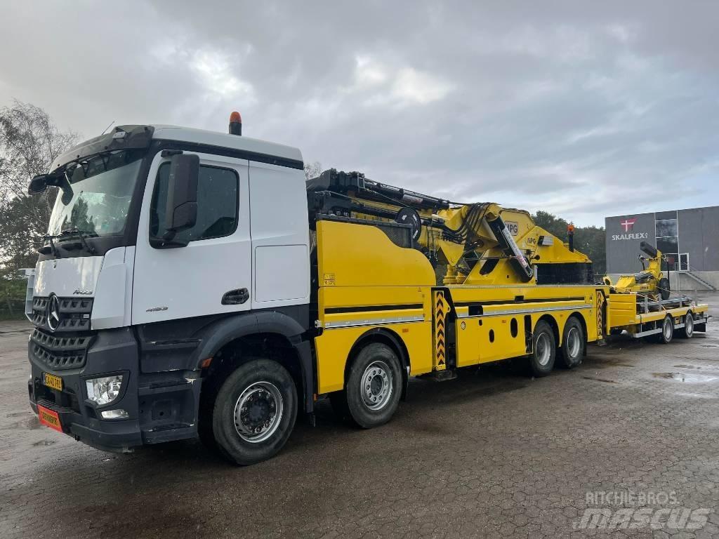 Mercedes-Benz 4153 Tovornjaki z žerjavom