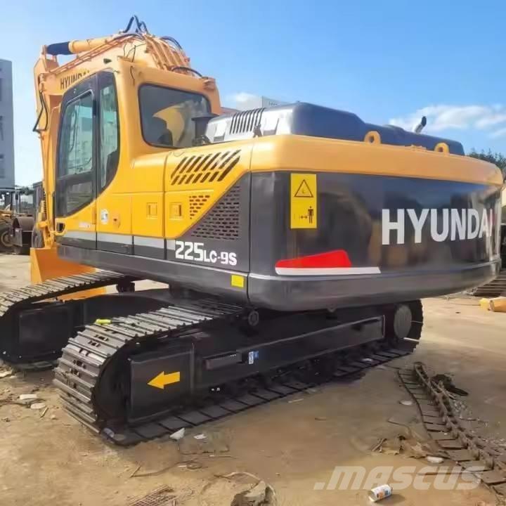 Hyundai HX 225 LC -9s Bagri goseničarji