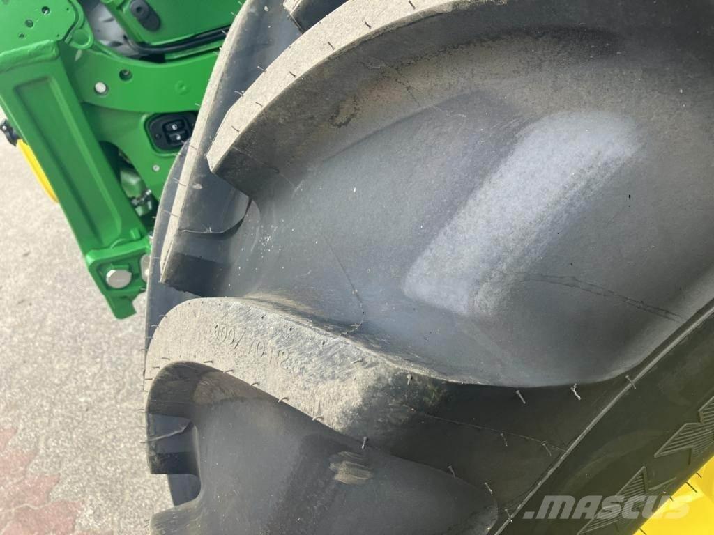 John Deere 6R215 Traktorji