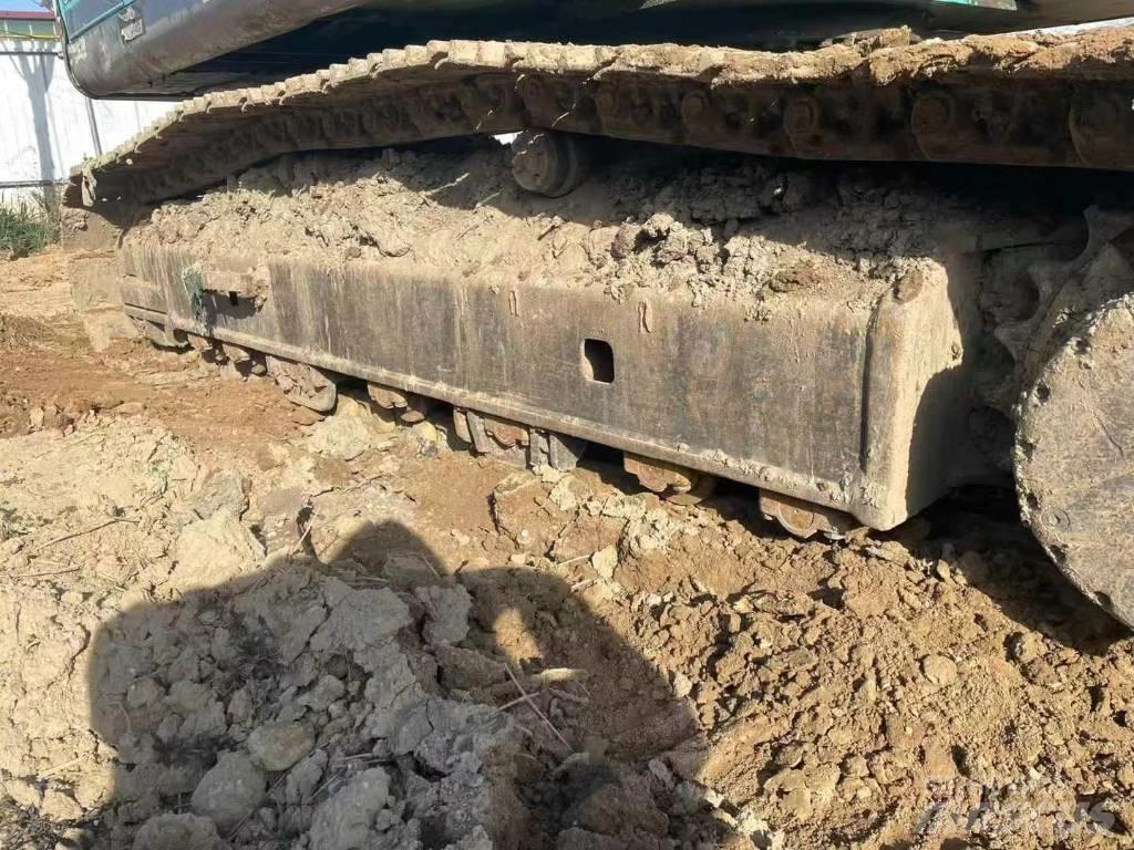 Kobelco SK 200-8 Bagri goseničarji