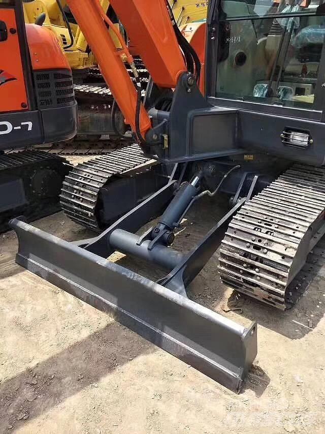 Doosan DH 60 Mini bagri <7t