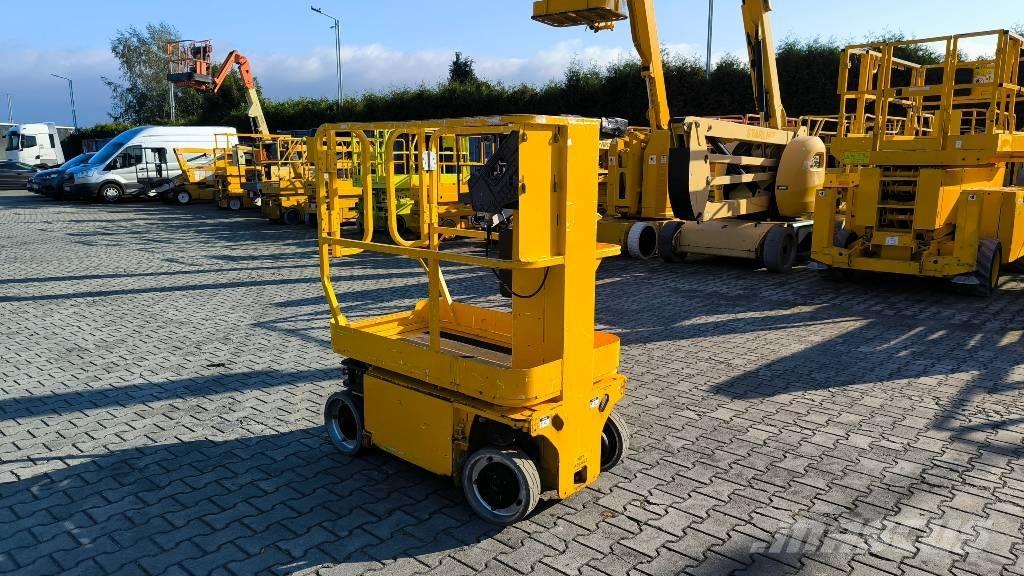 JLG 1230 ES Vertikalna dvigala