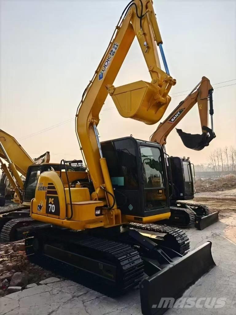 Komatsu 70-8 Bagri goseničarji