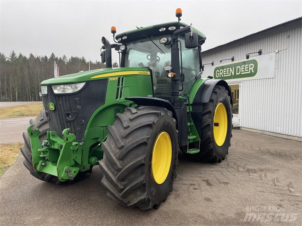 John Deere 7230R Traktorji