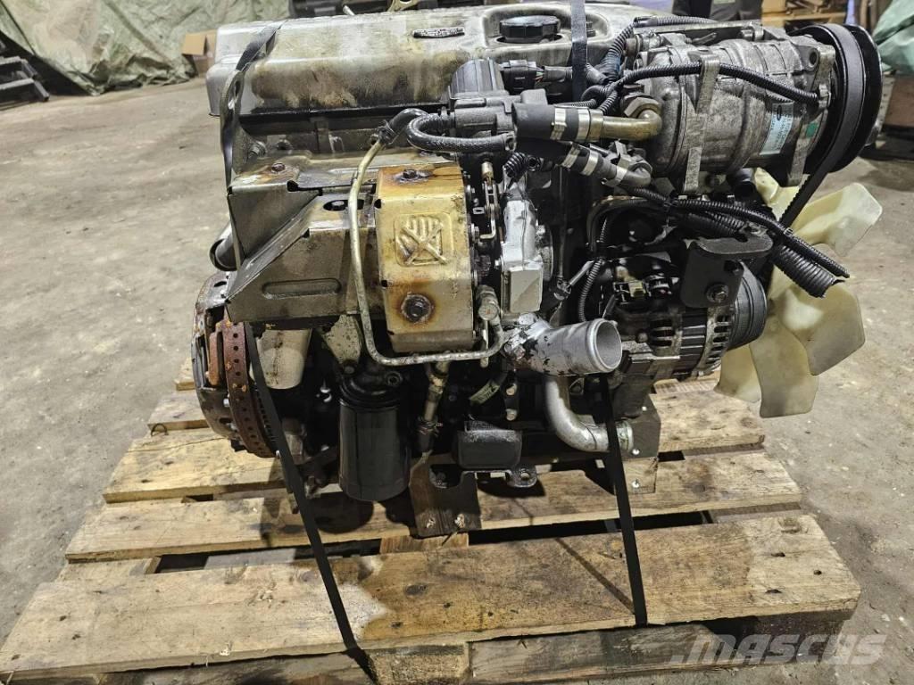 Mitsubishi 4M42-3AT2 Motorji