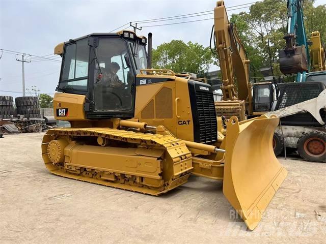 CAT D 5 K Buldožerji goseničarji