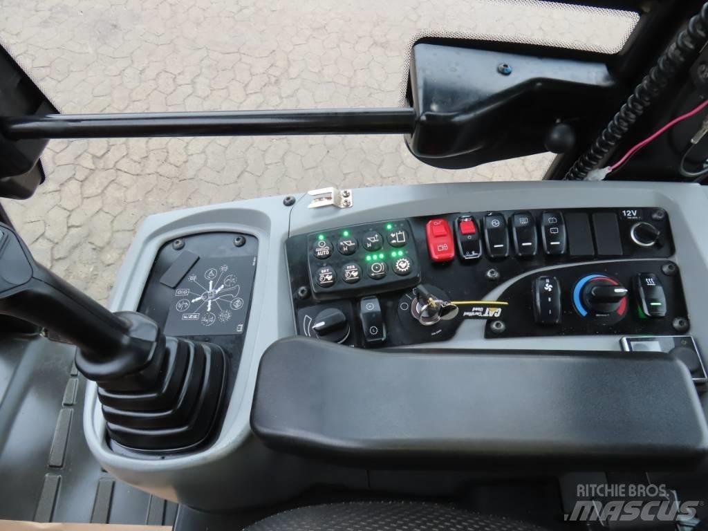 CAT 908M Kolesni nakladalci