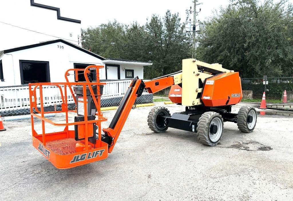 JLG 340 AJ Zglobne dvižne ploščadi