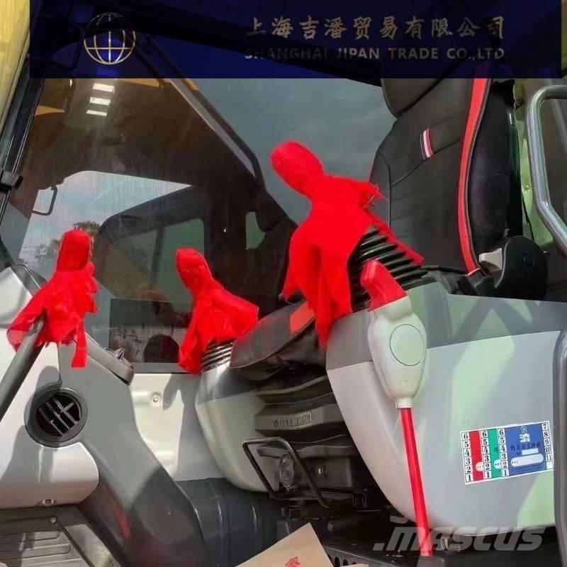 Komatsu PC 220 Bagri goseničarji