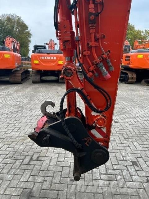 Hitachi ZX 170 W-3 Bagri na kolesih