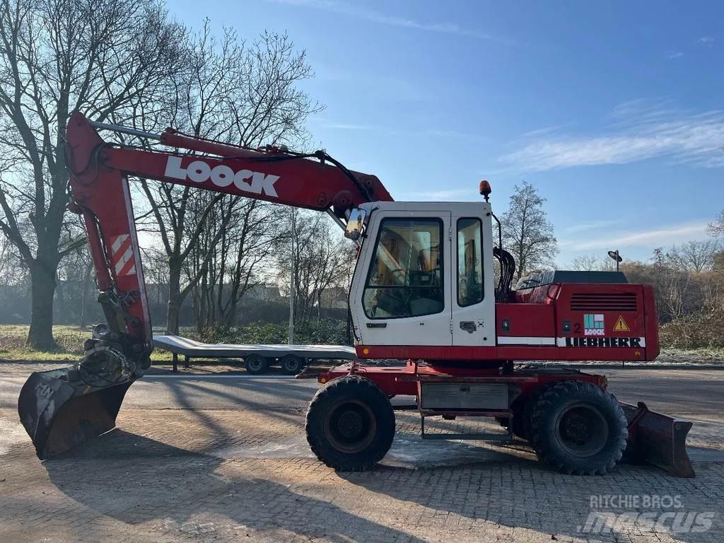 Liebherr 902 Bagri na kolesih