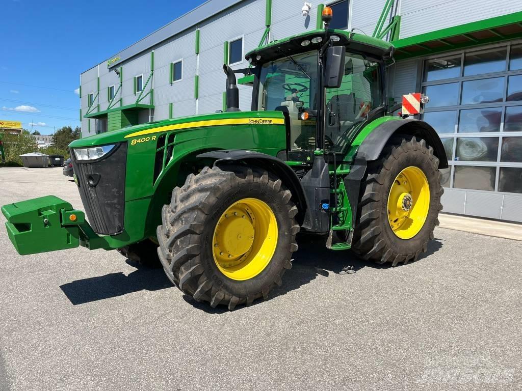 John Deere 8400R Traktorji