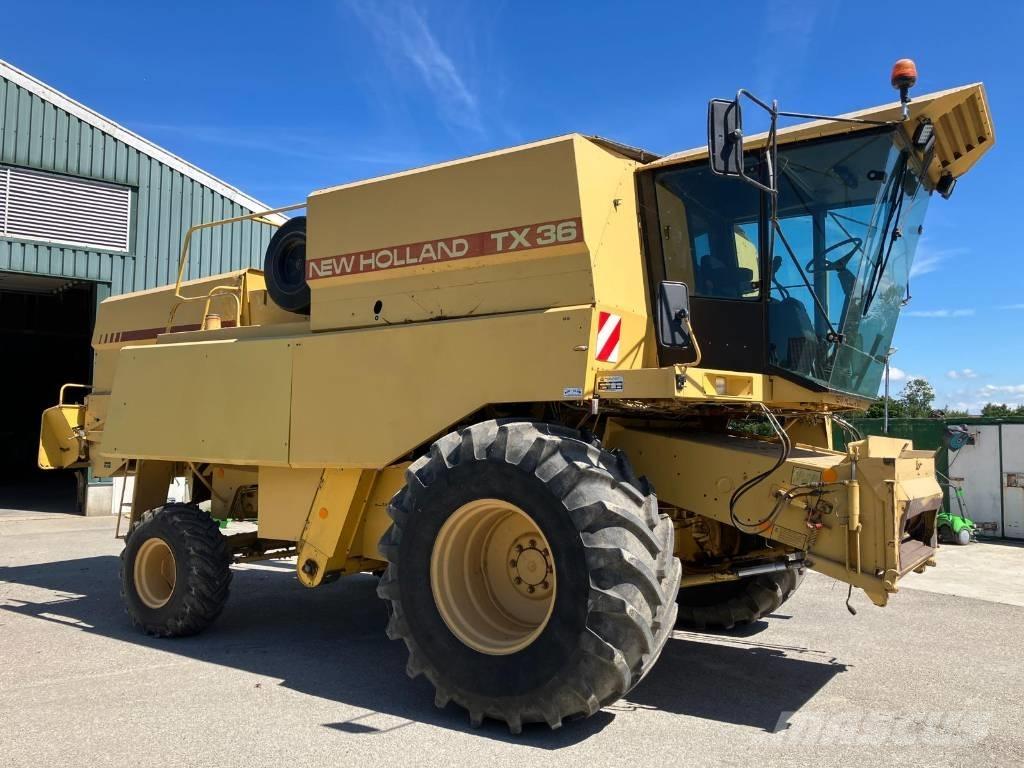 New Holland TX 36 Kombajni