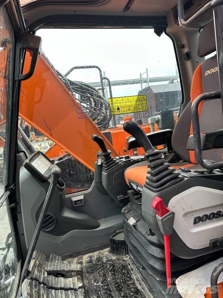 Doosan DX 140 LCR-5 Bagri goseničarji