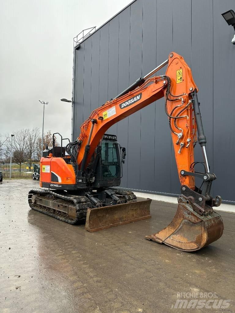 Doosan DX 140 LCR-5 Bagri goseničarji