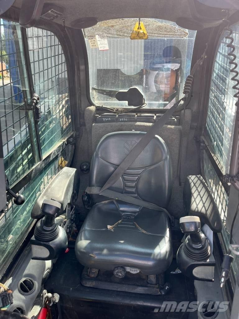 New Holland L 218 Skid steer mini nakladalci