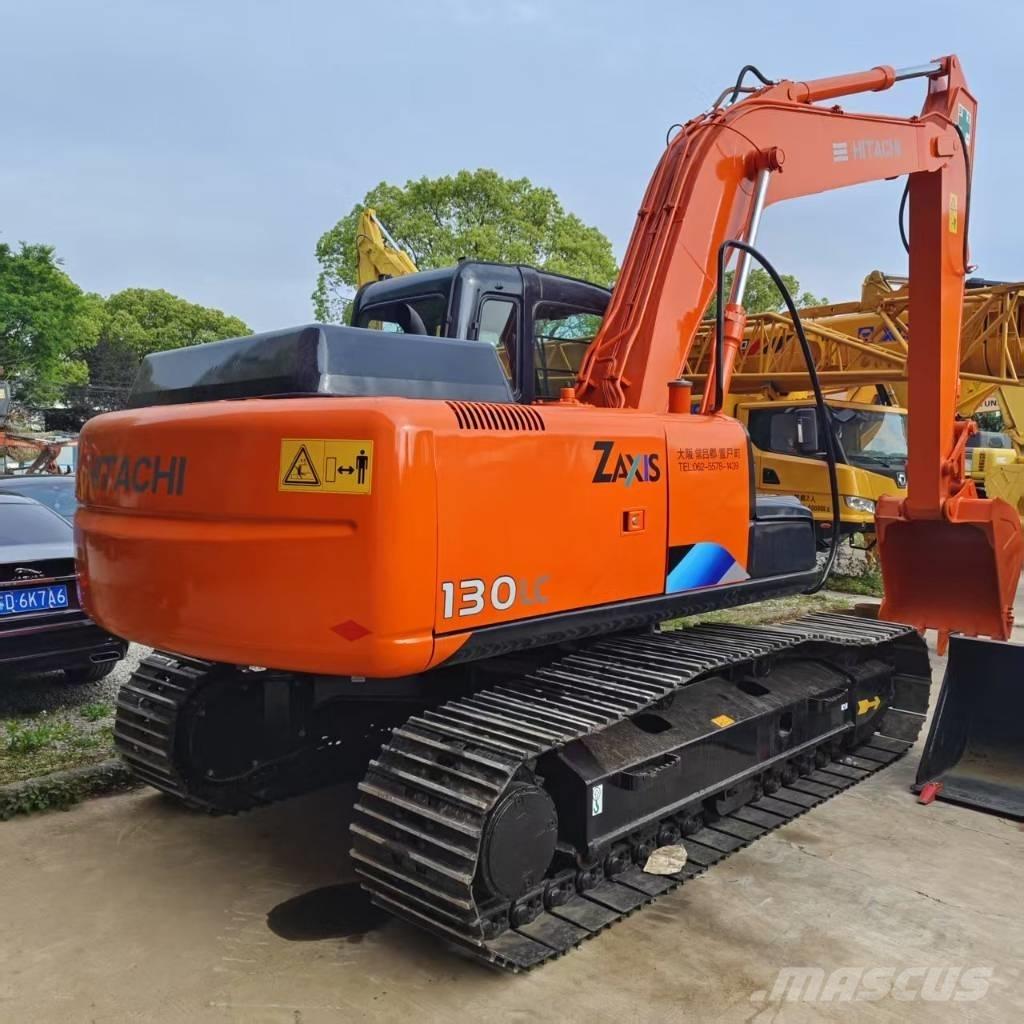 Hitachi ZX 130 Bagri goseničarji