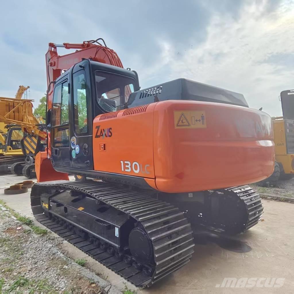 Hitachi ZX 130 Bagri goseničarji