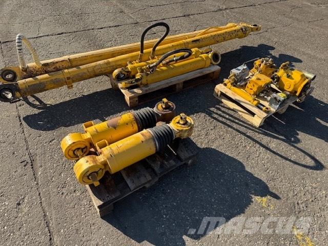 Bell B 40 C PODUSZKA Podvozje in vzmetenje