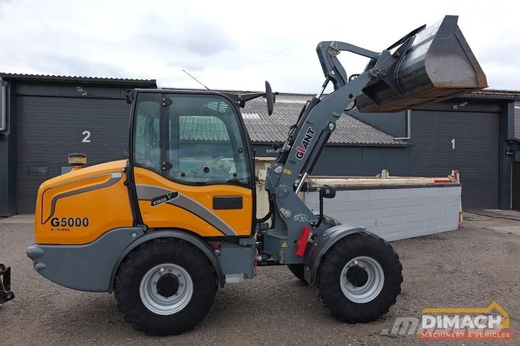 GiANT G5000 Kolesni nakladalci