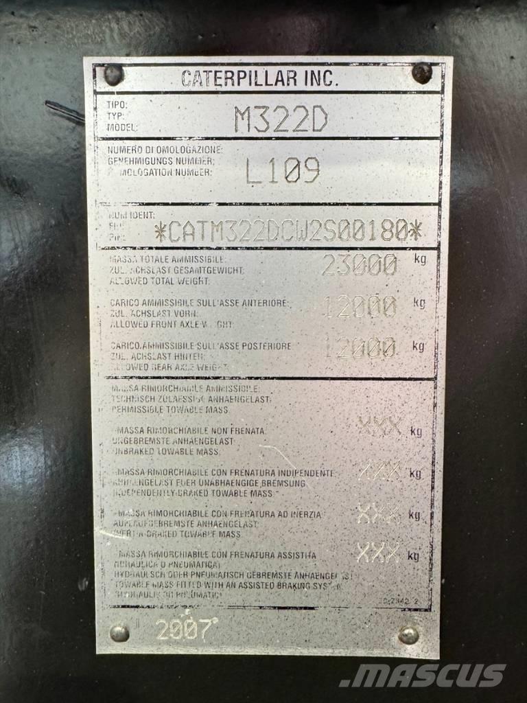 CAT M 322 D Bagri na kolesih