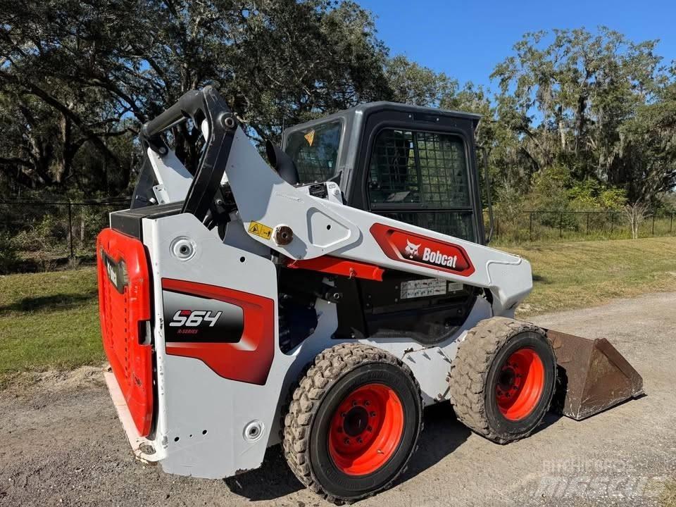 Bobcat S 64 Skid steer mini nakladalci