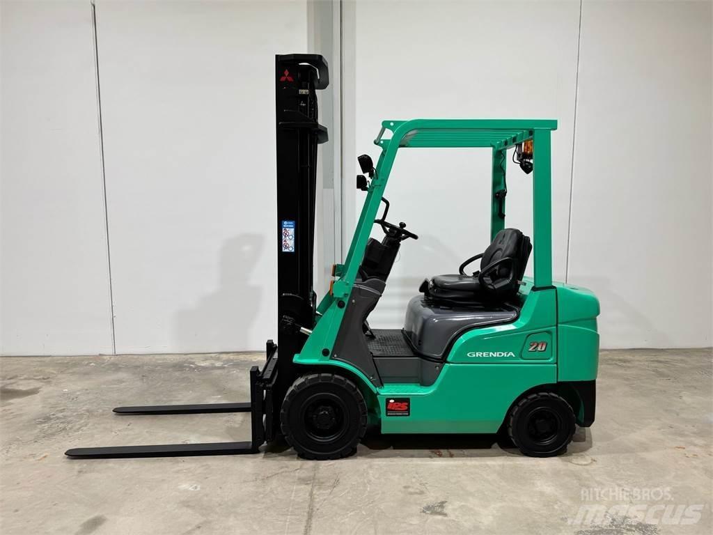 Mitsubishi FD20NT Dizelski viličarji