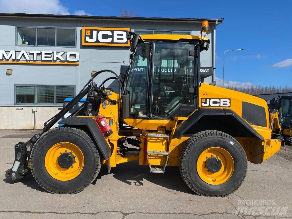 JCB 411 HT T4F Kolesni nakladalci