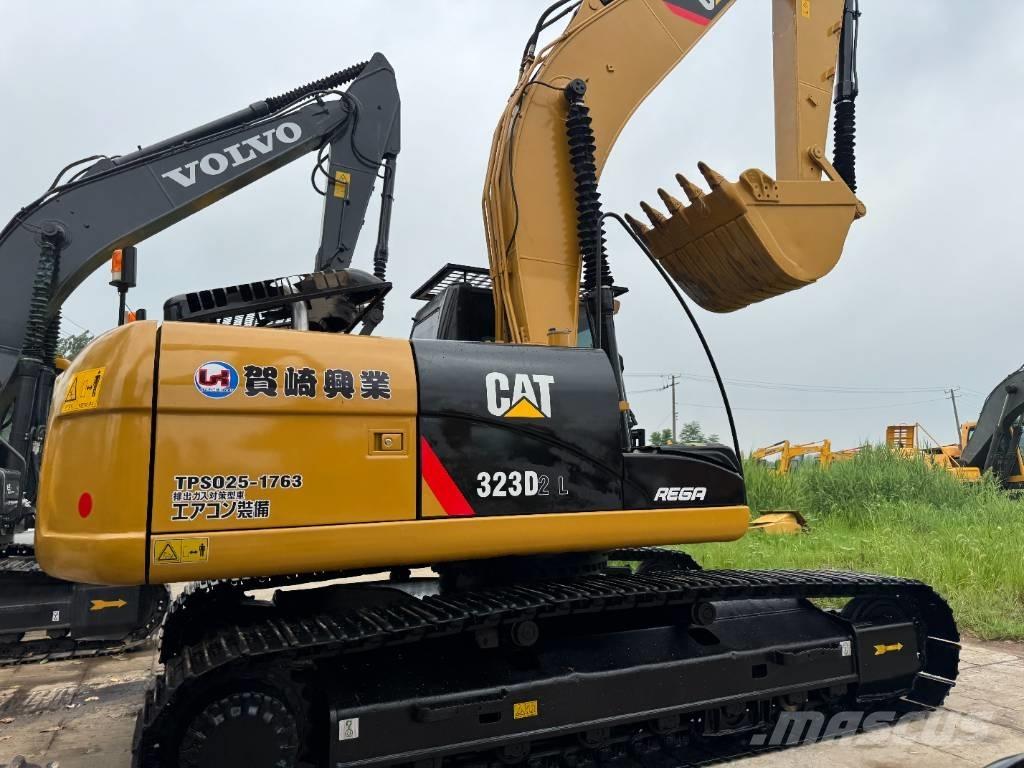 CAT 323D2 Bagri goseničarji